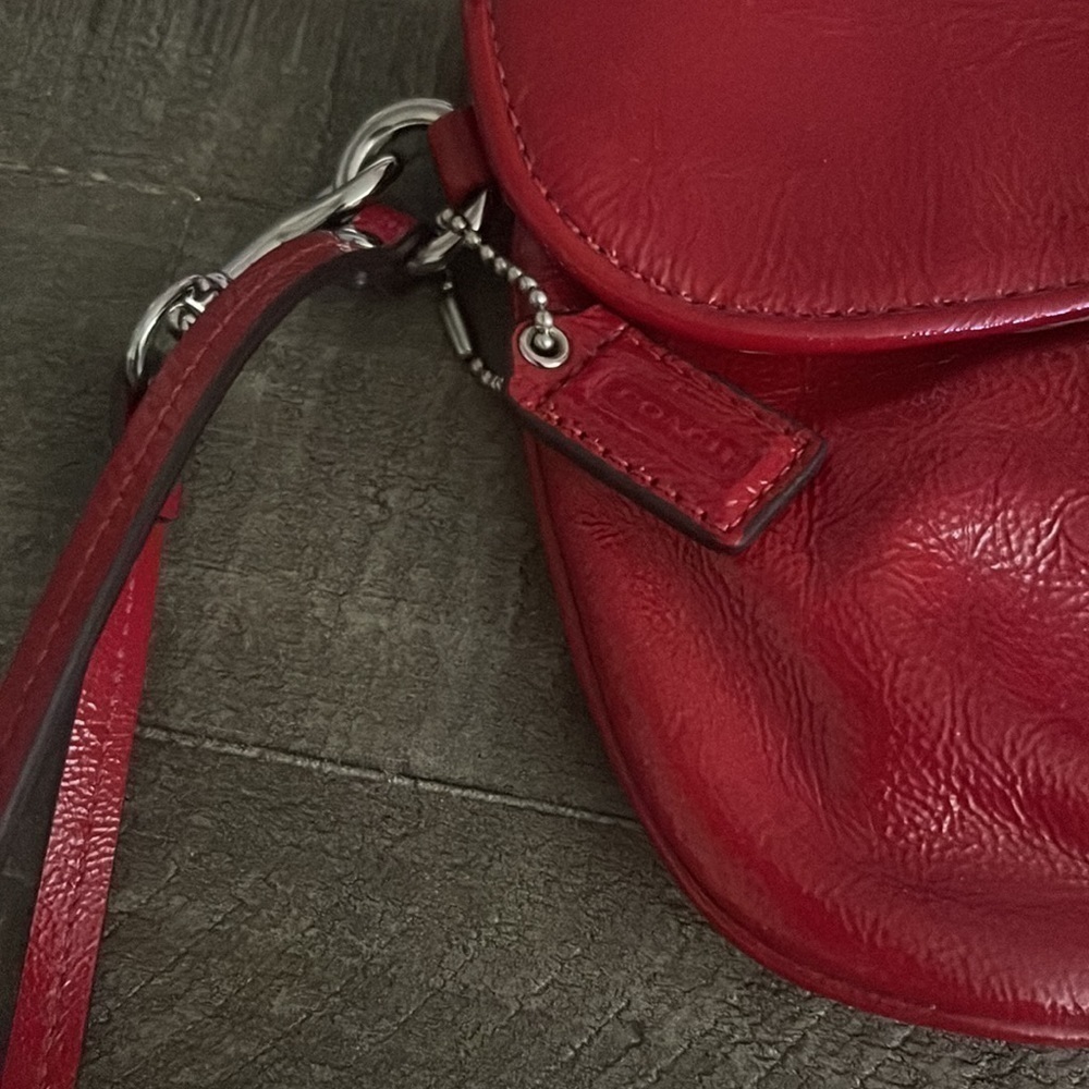 Coach wallet/wristlets - Picture 3 of 8